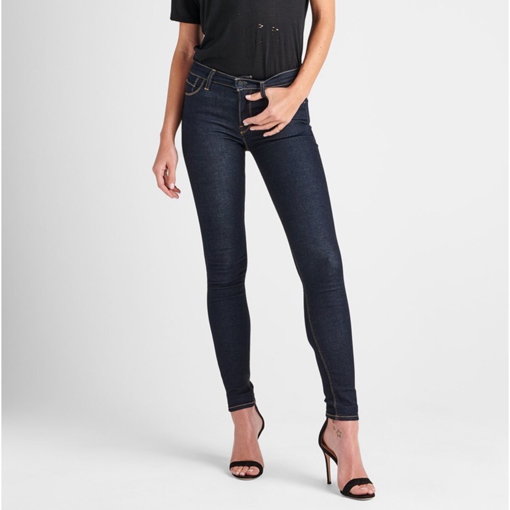 Hudson Super Skinny Dark Wash Size 26